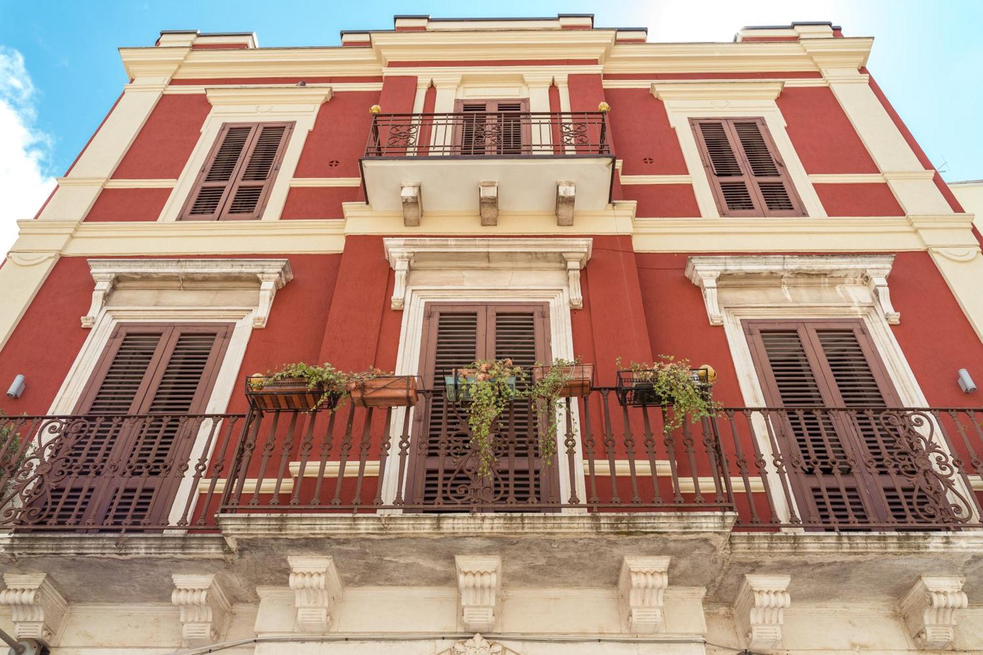 Palazzo Iato Apartment Rutigliano Exterior photo